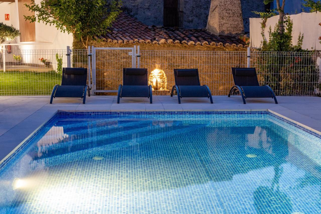 Apartamentos Rurales Cielo De Monfraguee Мальпартіда-де-Пласенсія Екстер'єр фото