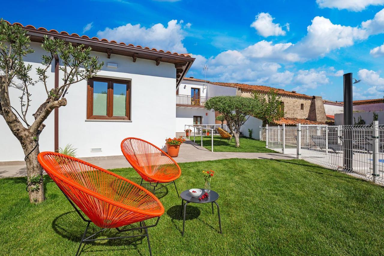 Apartamentos Rurales Cielo De Monfraguee Мальпартіда-де-Пласенсія Екстер'єр фото