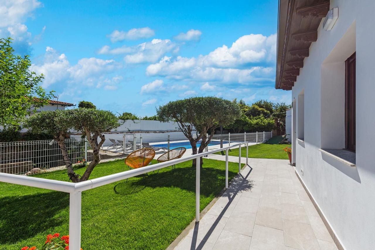 Apartamentos Rurales Cielo De Monfraguee Мальпартіда-де-Пласенсія Екстер'єр фото